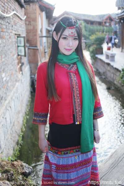 性感美女MARA醬丽江古城旅拍写真