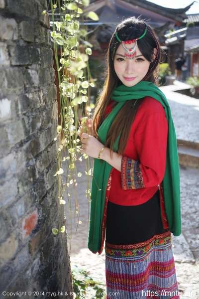 性感美女MARA醬丽江古城旅拍写真