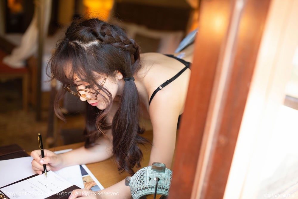 陶喜乐_lele《探险家系列》 [秀人XIUREN] No.1910