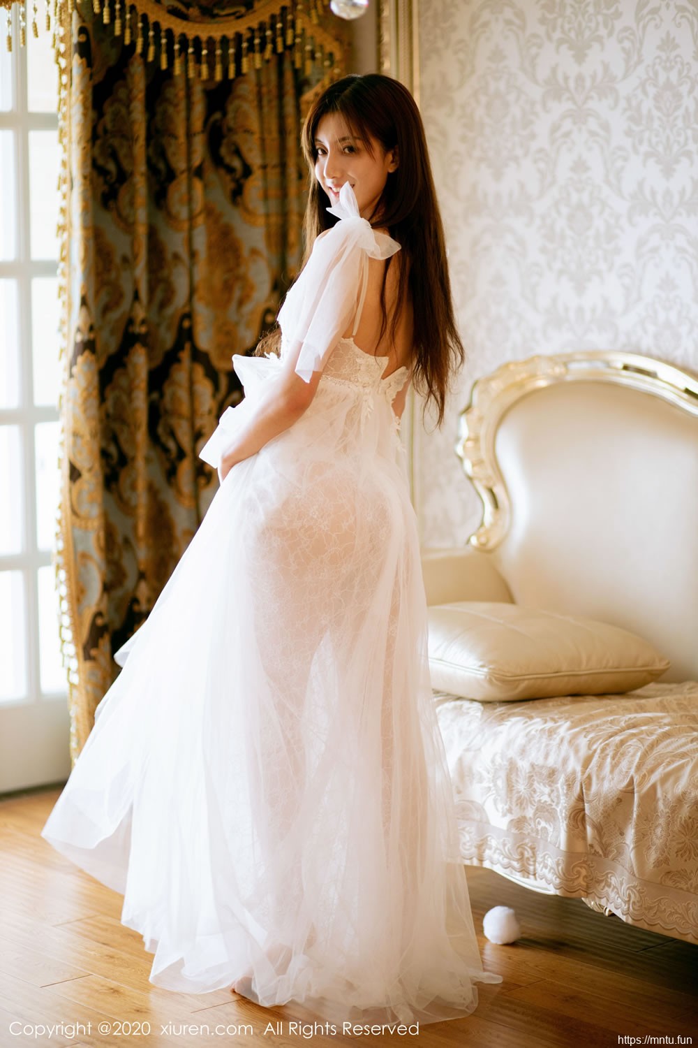 林文文yooki《半透白纱系列》 [秀人XIUREN] No.1914