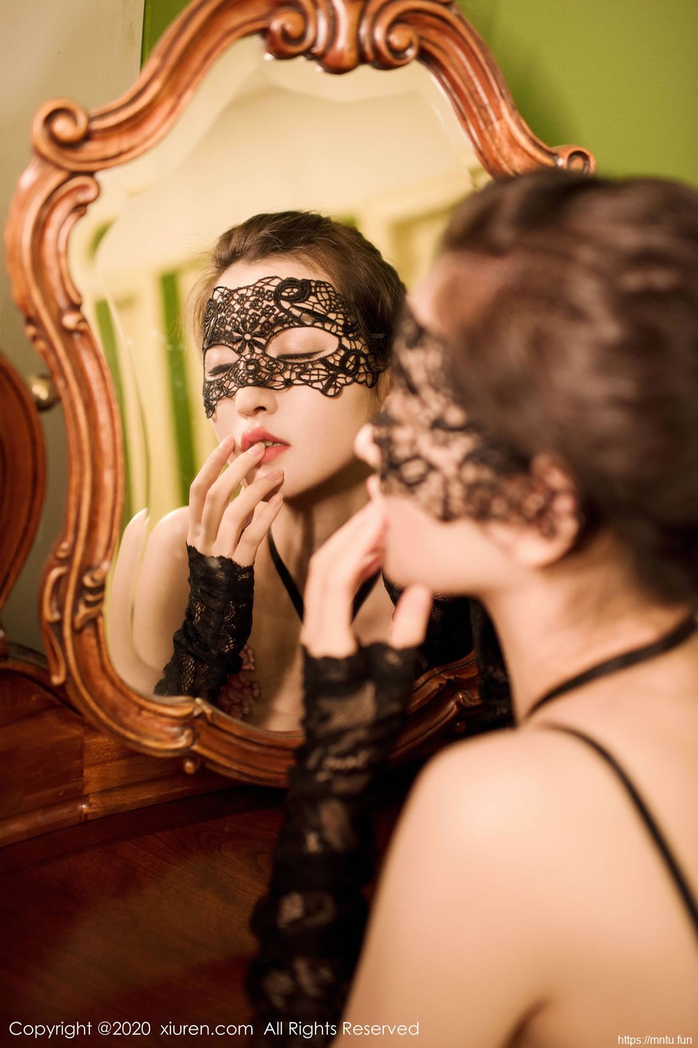 沈梦瑶《黑丝情味艺术》 [秀人XIUREN] No.1923