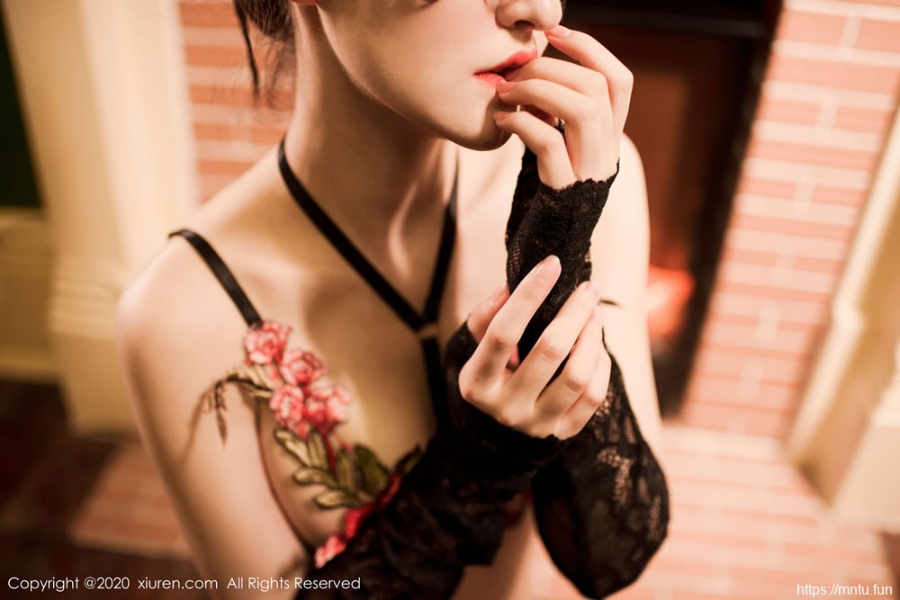 沈梦瑶《黑丝情味艺术》 [秀人XIUREN] No.1923