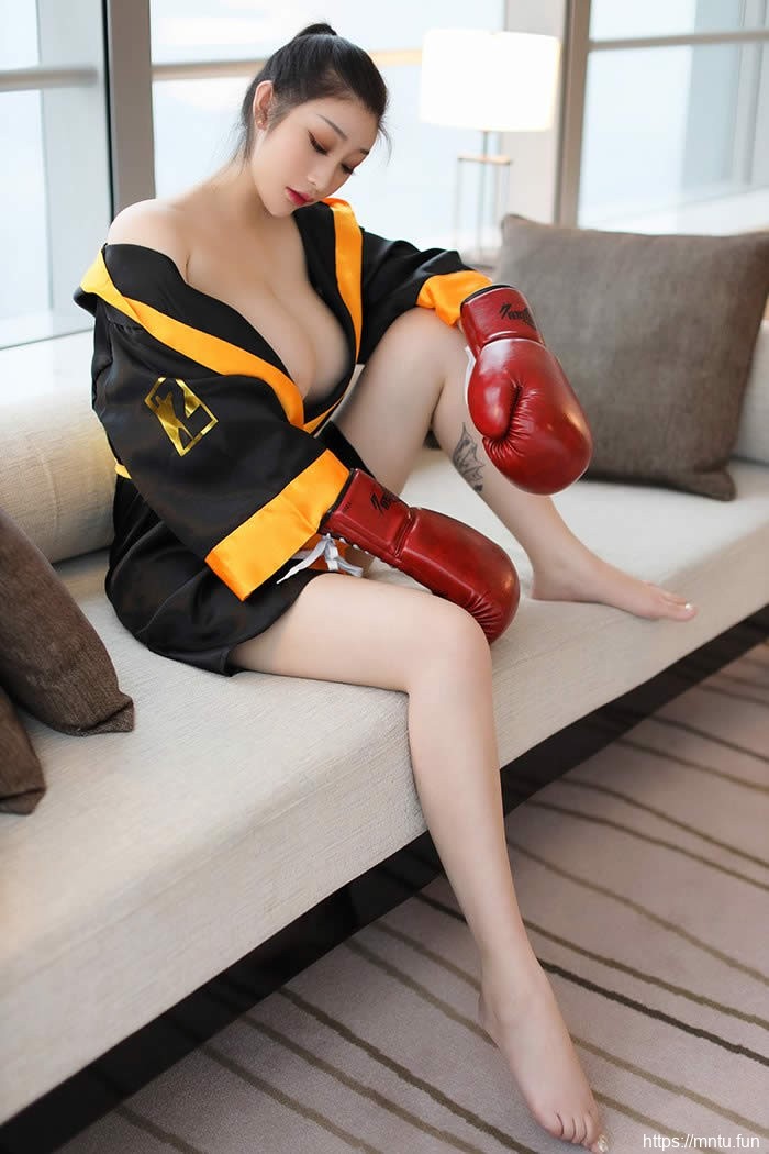 拳击宝物妲己超级豪乳霸气攻击你