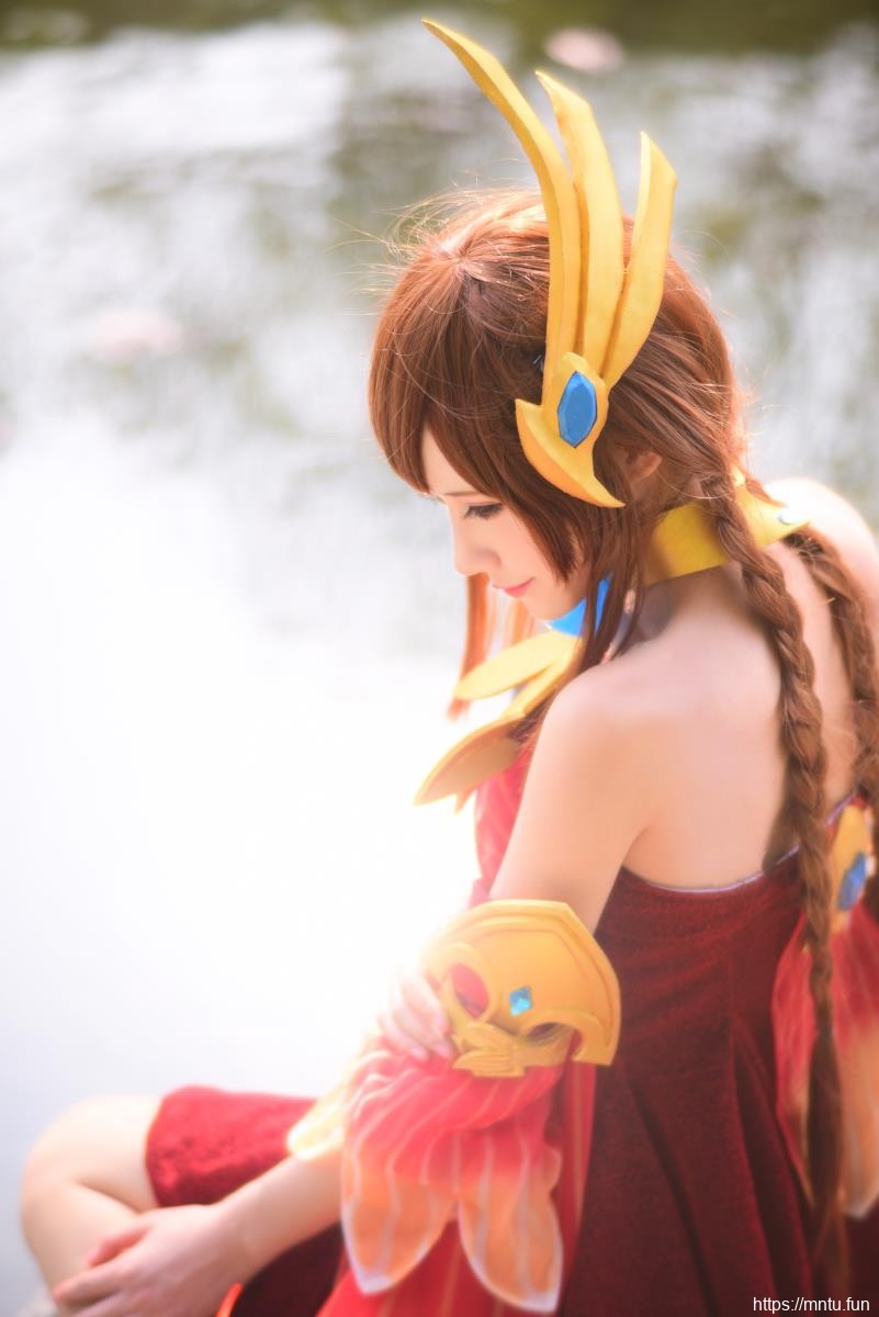 性感美女桃昔cosplay王者荣耀大乔古风裸足