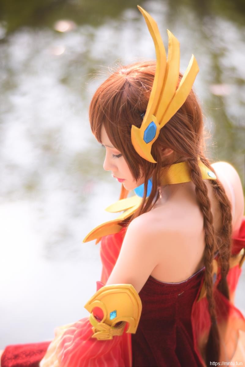 性感美女桃昔cosplay王者荣耀大乔古风裸足