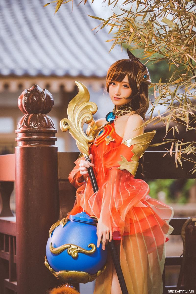 時雨不迟古风COSPLAY王者荣耀大乔裸足美腿