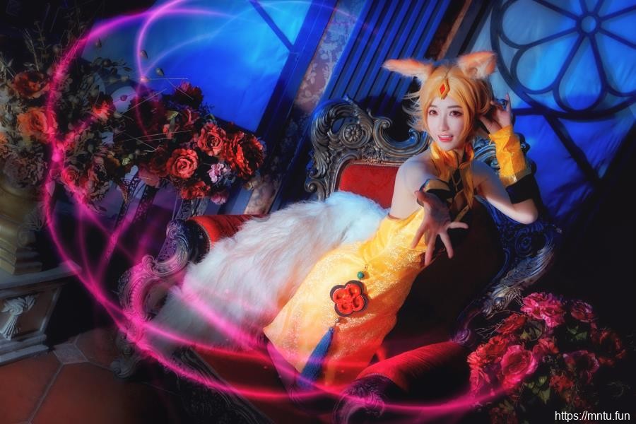 COSER九尾喵i小小暮COSPLAY王者荣耀妲己