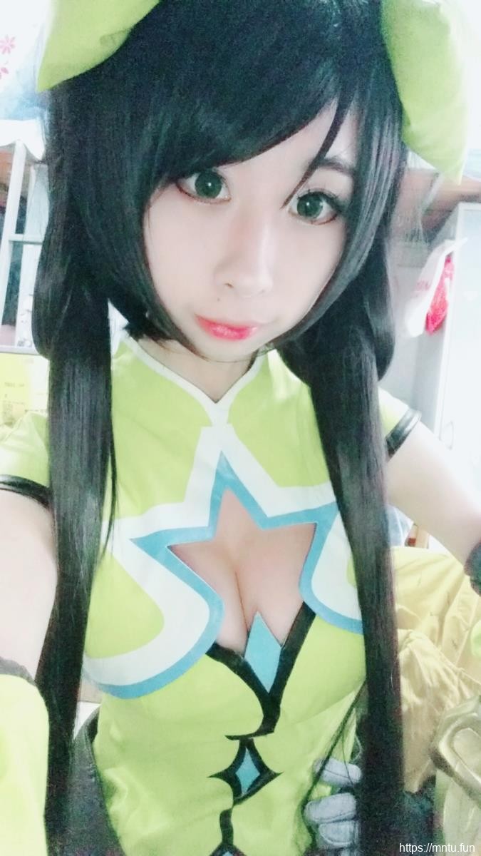 酒酒黑小兔叨刀药店君COS王者荣耀孙尚香小乔