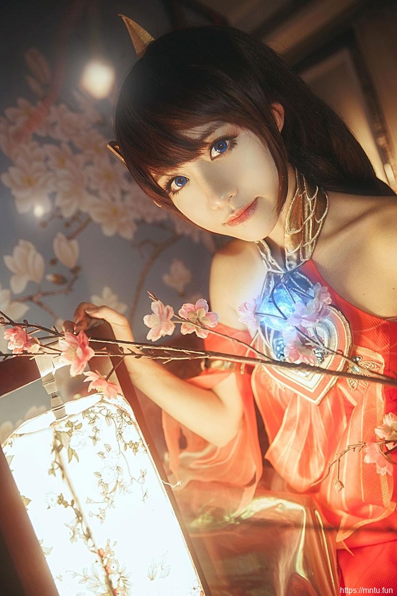 绝色美女桃昔cos王者荣耀大乔伊势巫女