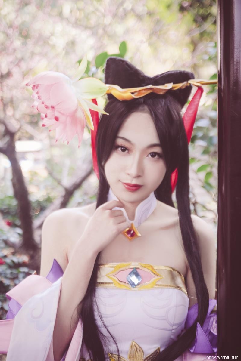 汪汪不给仙贝COS王者荣耀貂蝉 不要爱上妾身哦