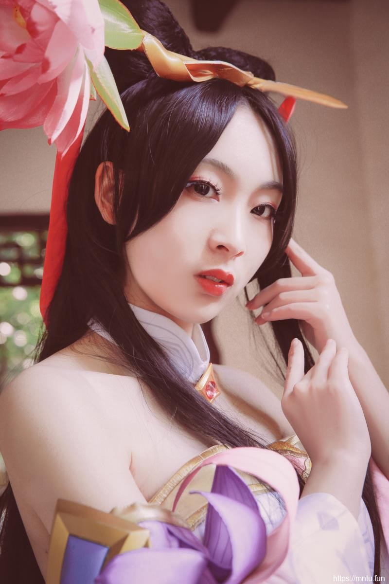 汪汪不给仙贝COS王者荣耀貂蝉 不要爱上妾身哦