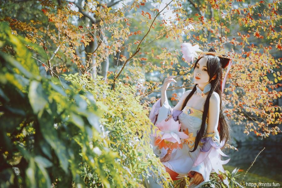 汪汪不给仙贝COS王者荣耀貂蝉 不要爱上妾身哦