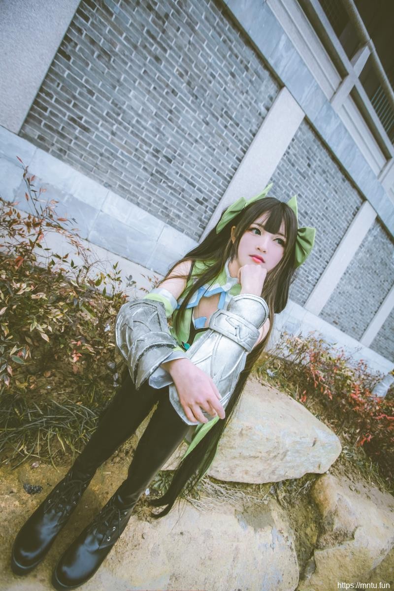 清纯小美女晓比比cos王者荣耀大小姐孙尚香