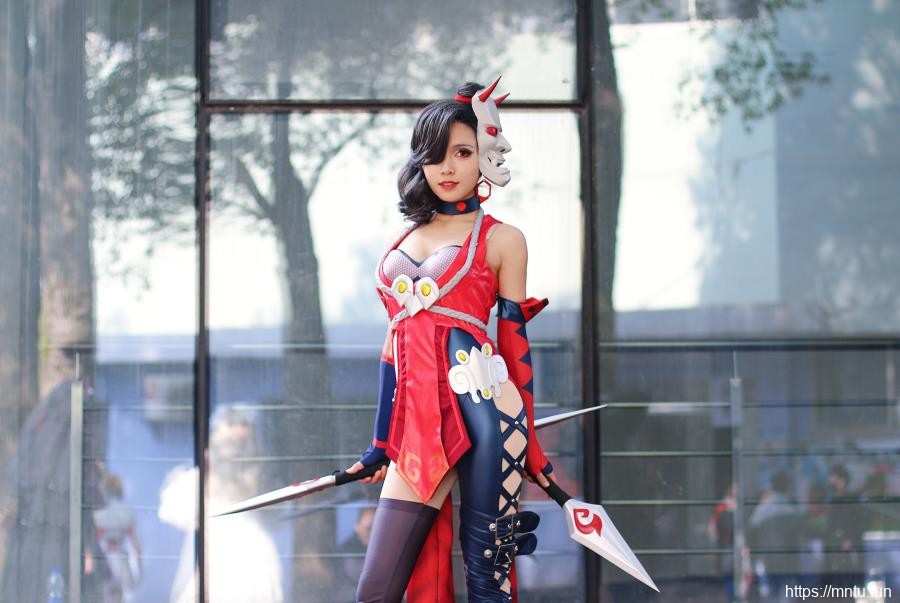 星星瓶酒卿COS王者荣耀杀神阿轲