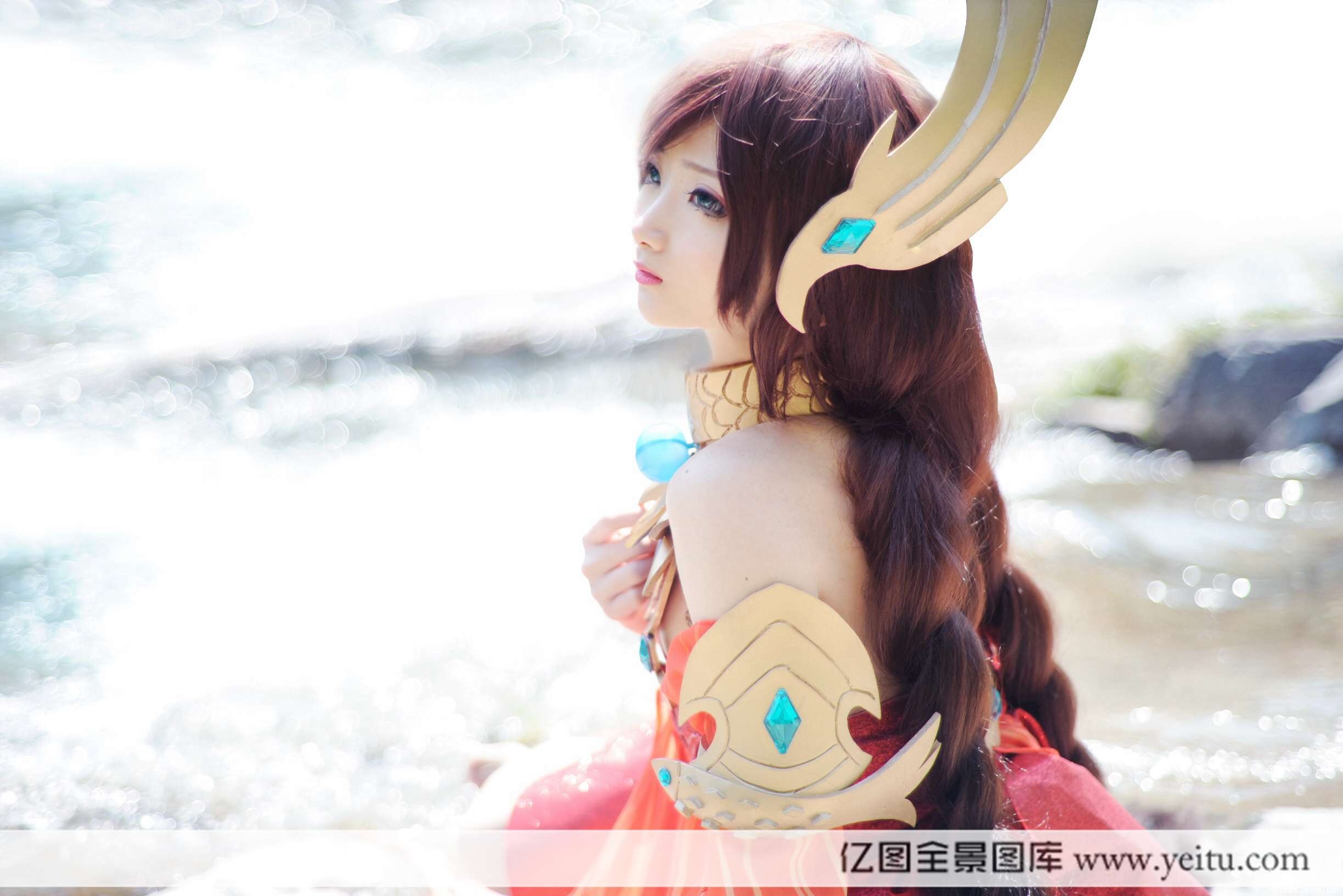 性感美女兔买买COSPLAY王者荣耀沧海之曜大乔