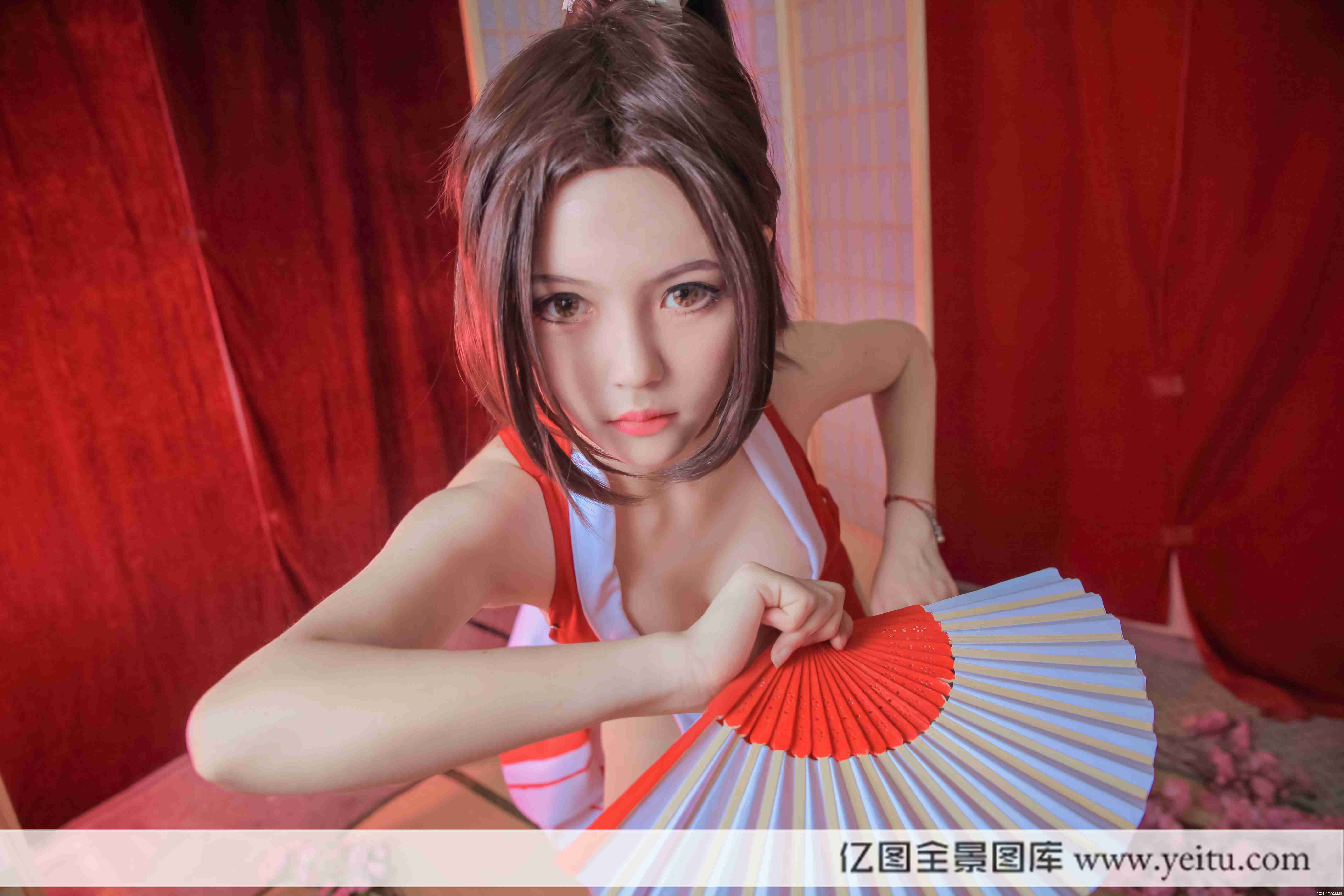 性感美女三司COSPLAY王者荣耀不知火舞