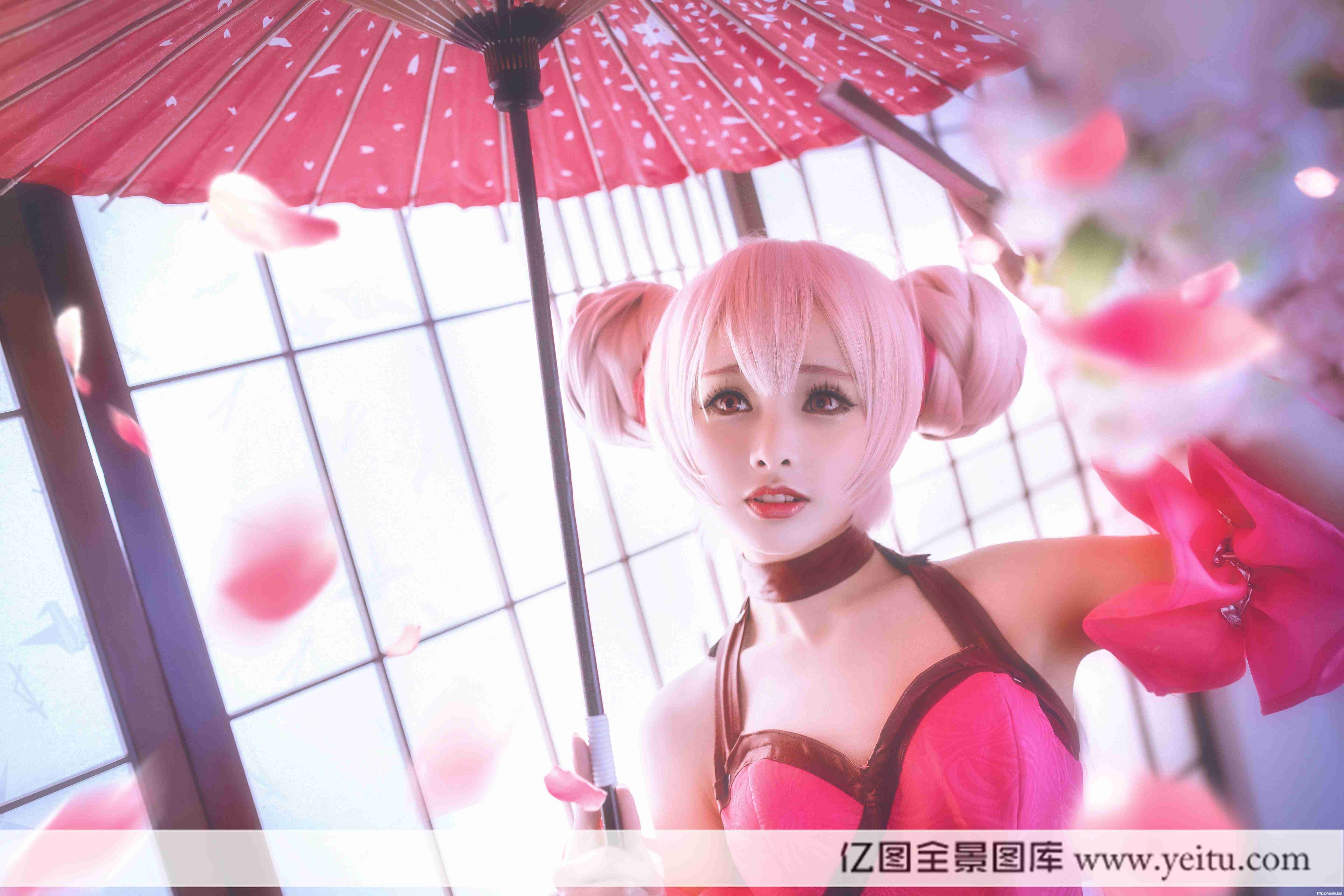 萌系美女先知吱吱吱COSPLAY王者荣耀小乔