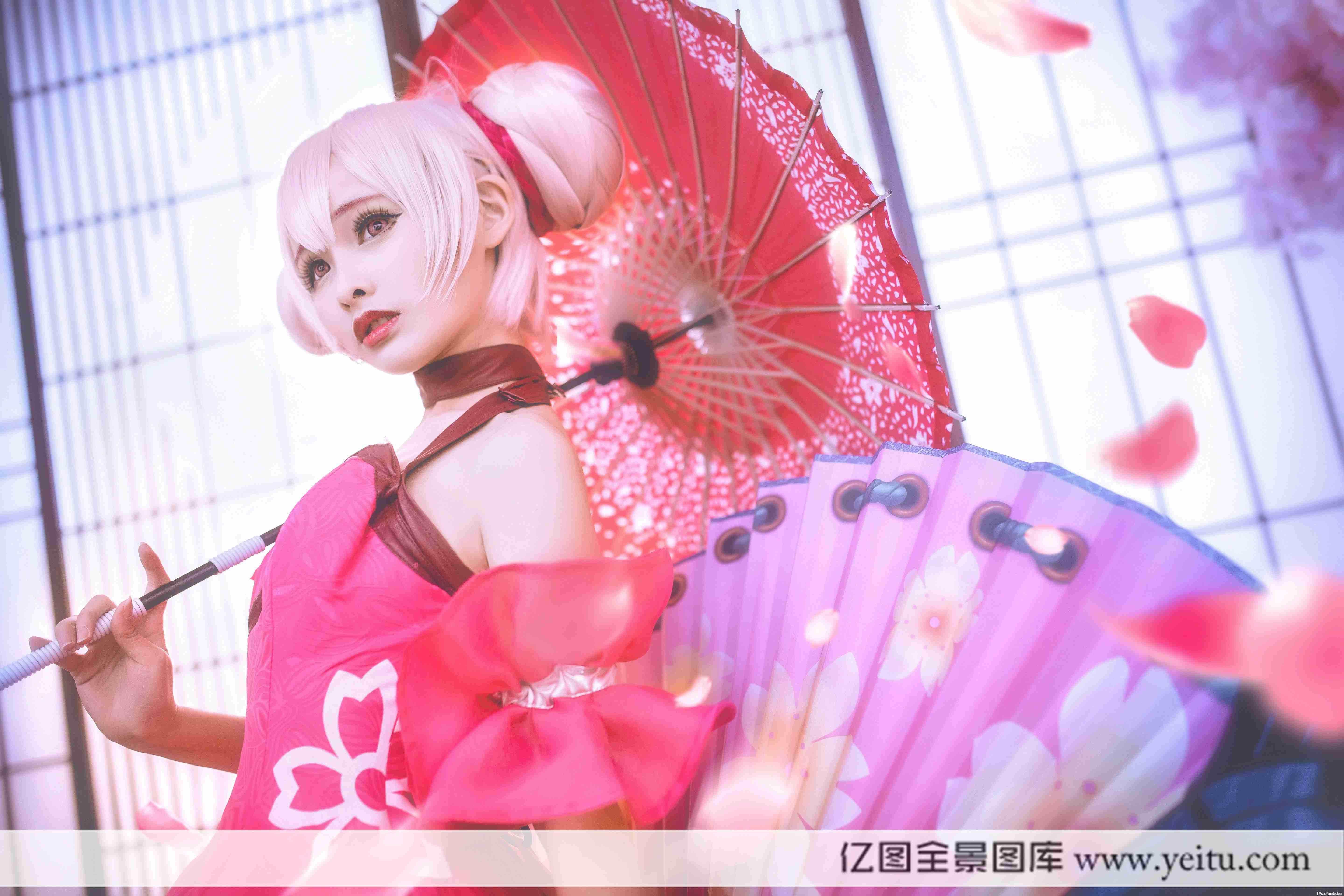 萌系美女先知吱吱吱COSPLAY王者荣耀小乔