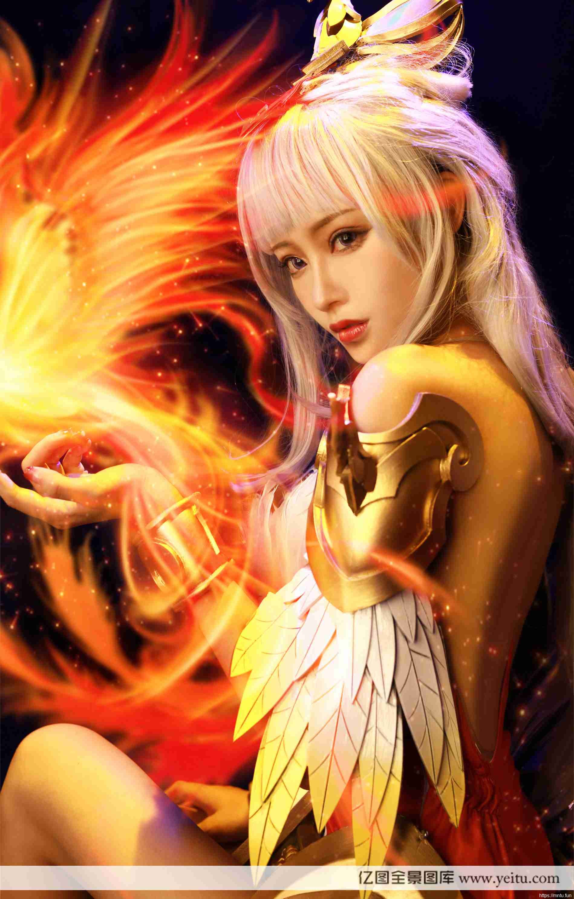 性感美女桃昔COSPLAY王者荣耀凤凰于飞王昭君