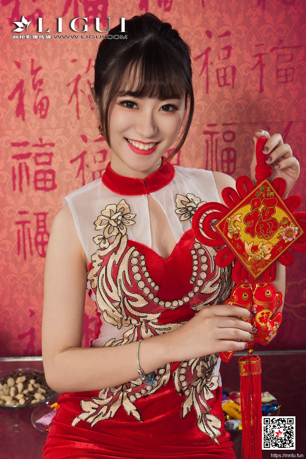 潘潘&amp;amp;安娜《旗袍姐妹花庆新年》 [丽柜Ligui]