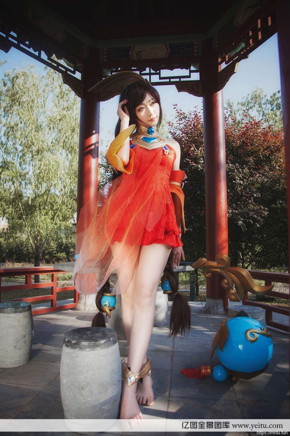 清纯美女樱-Sakura演绎COSPLAY王者荣耀大乔