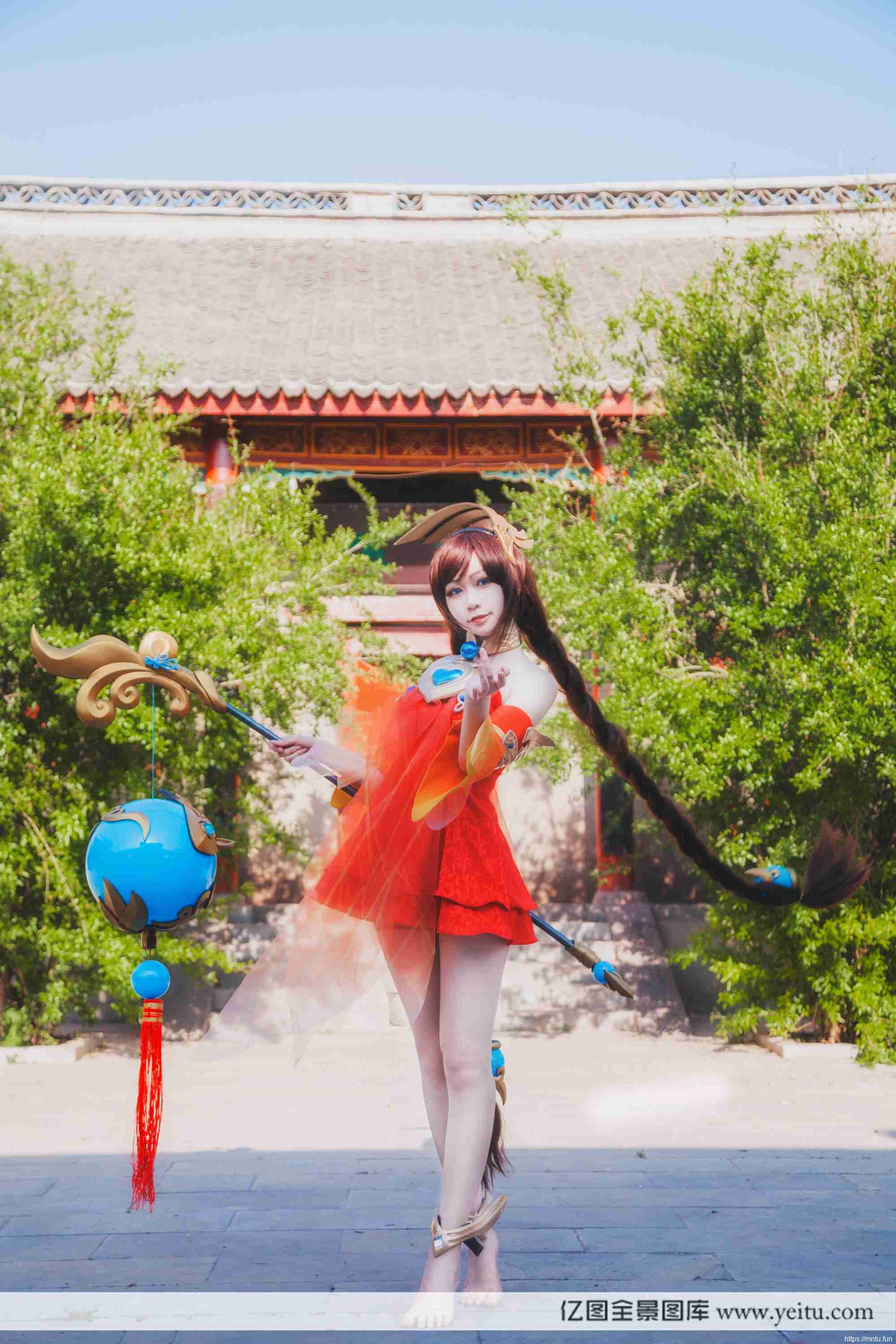 清纯美女樱-Sakura演绎COSPLAY王者荣耀大乔