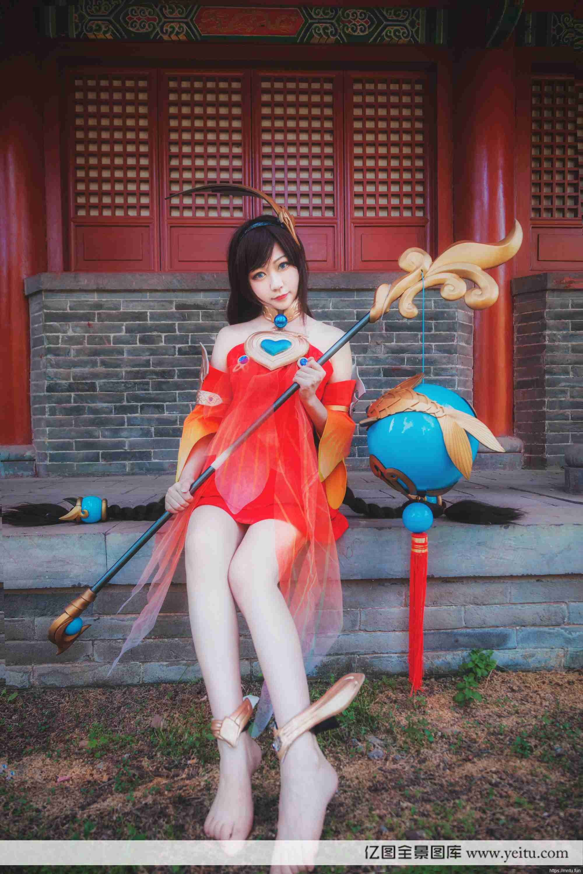 清纯美女樱-Sakura演绎COSPLAY王者荣耀大乔
