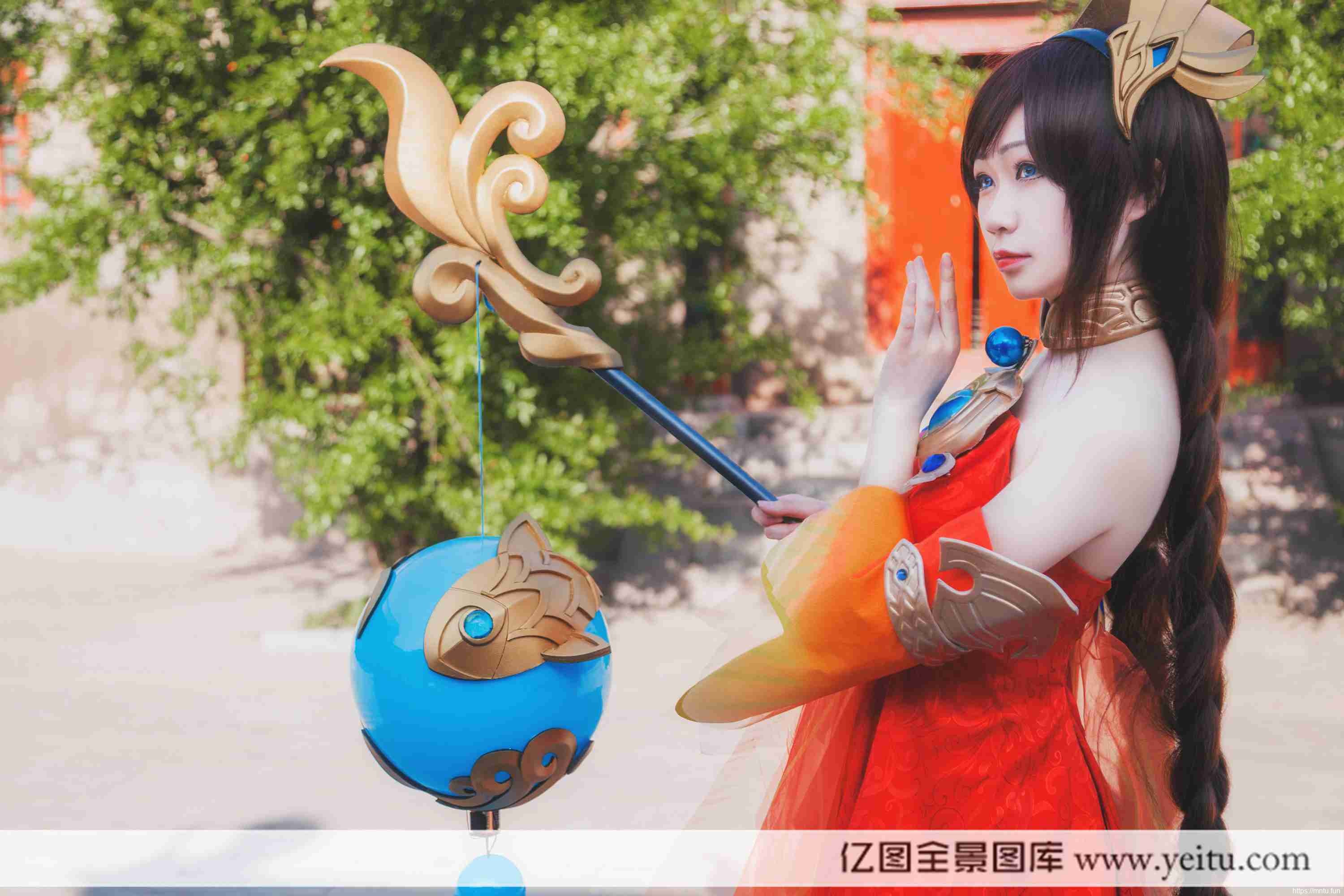 清纯美女樱-Sakura演绎COSPLAY王者荣耀大乔