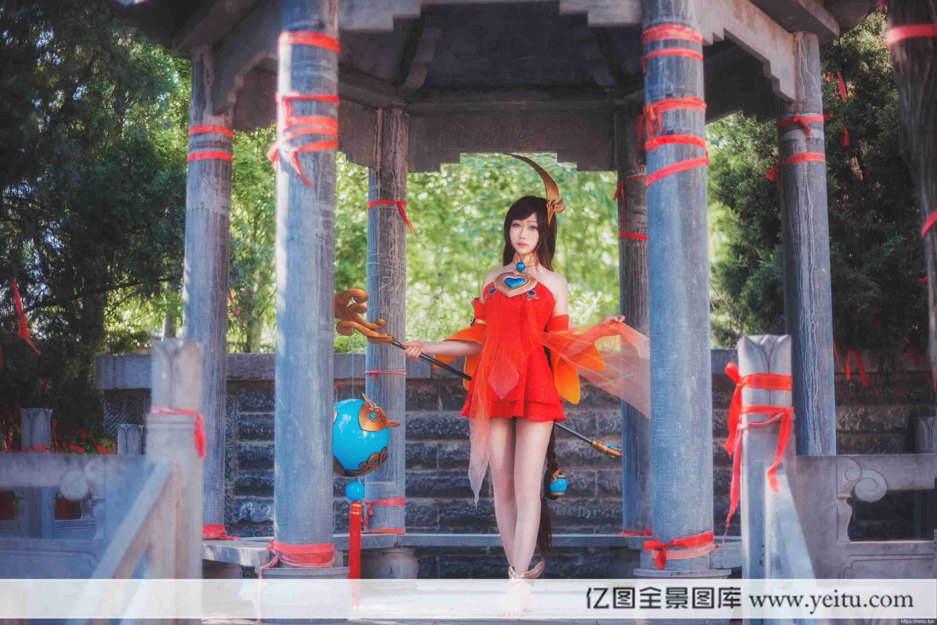 清纯美女樱-Sakura演绎COSPLAY王者荣耀大乔