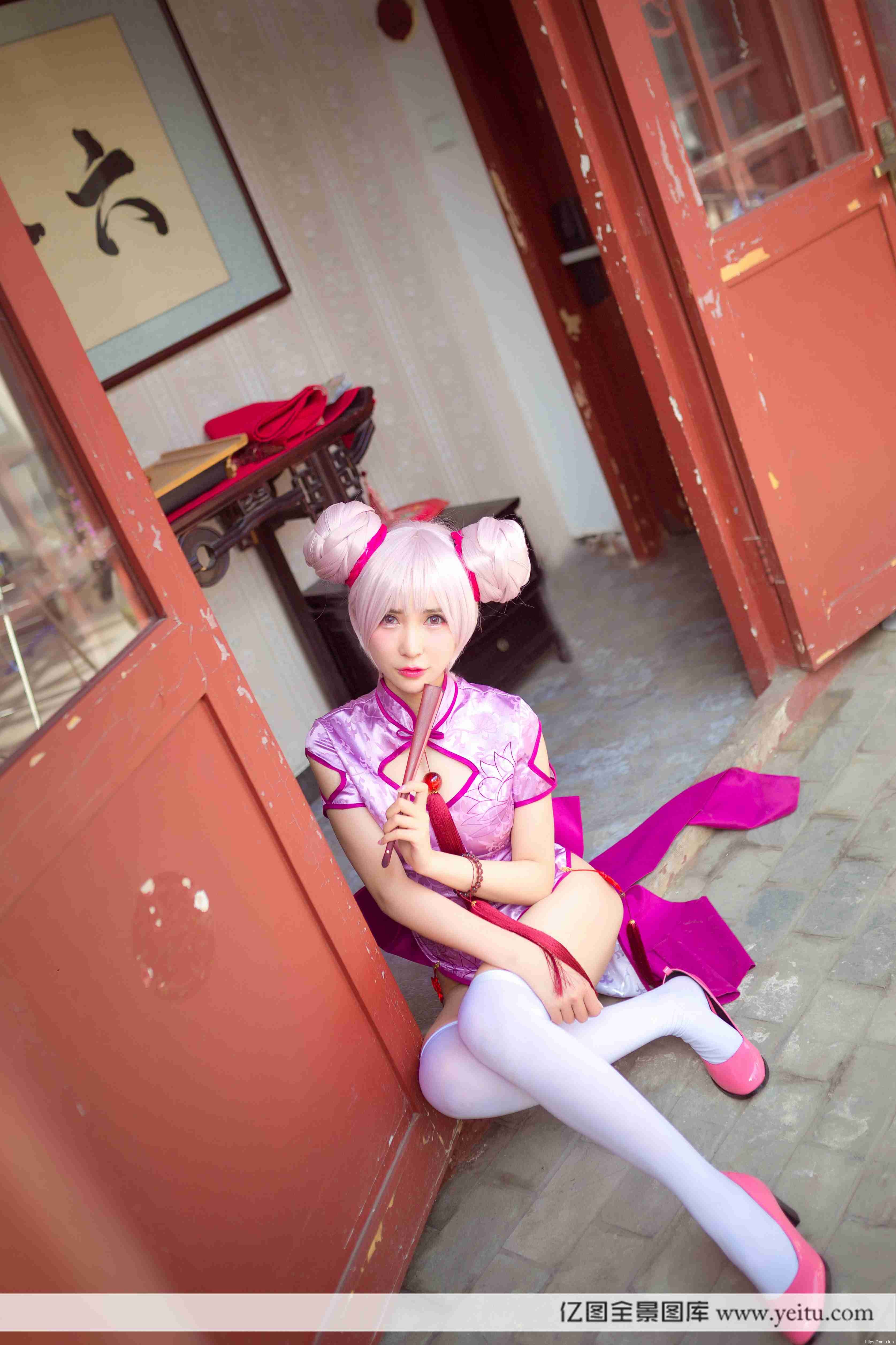 清纯萌妹子常飞飞COSPLAY王者荣耀小乔