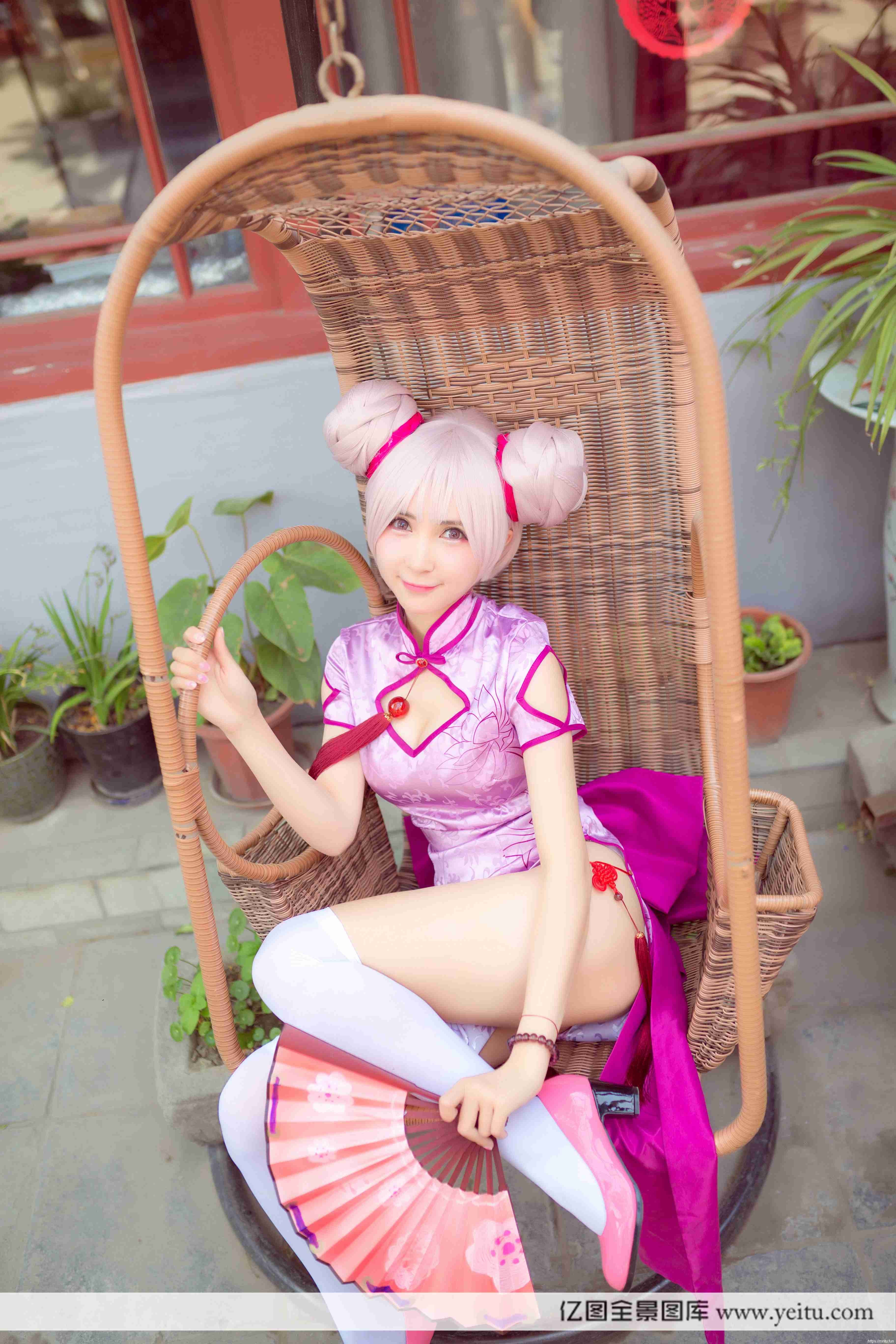 清纯萌妹子常飞飞COSPLAY王者荣耀小乔