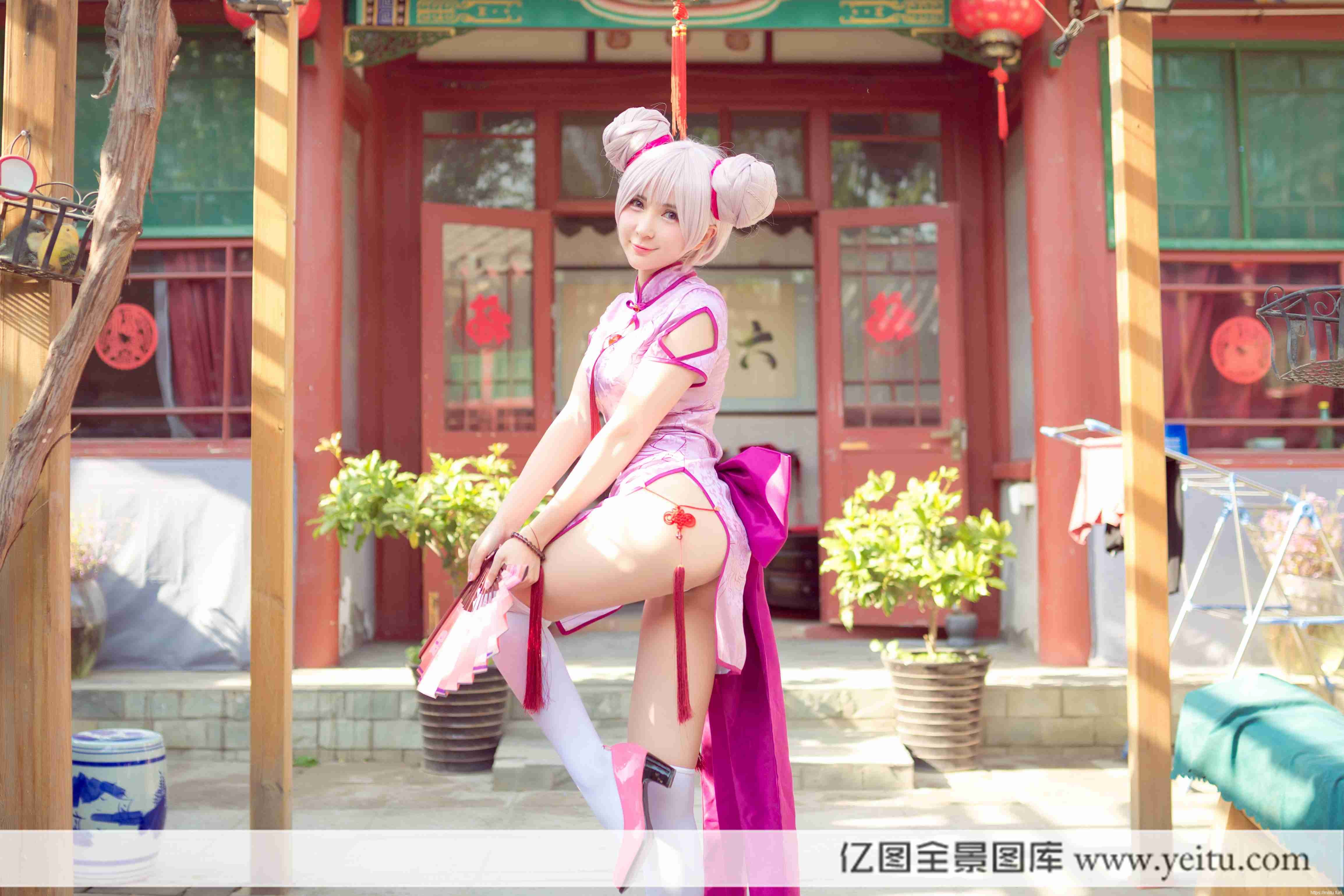 清纯萌妹子常飞飞COSPLAY王者荣耀小乔