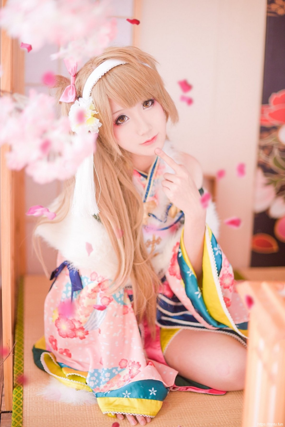 可爱萝莉Cosplay南小鸟福利写真高清图片