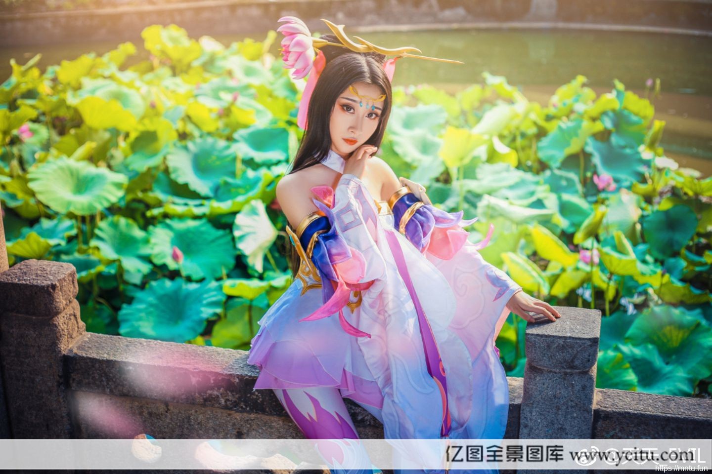 长发妹子天天COSPLAY王者荣耀貂蝉