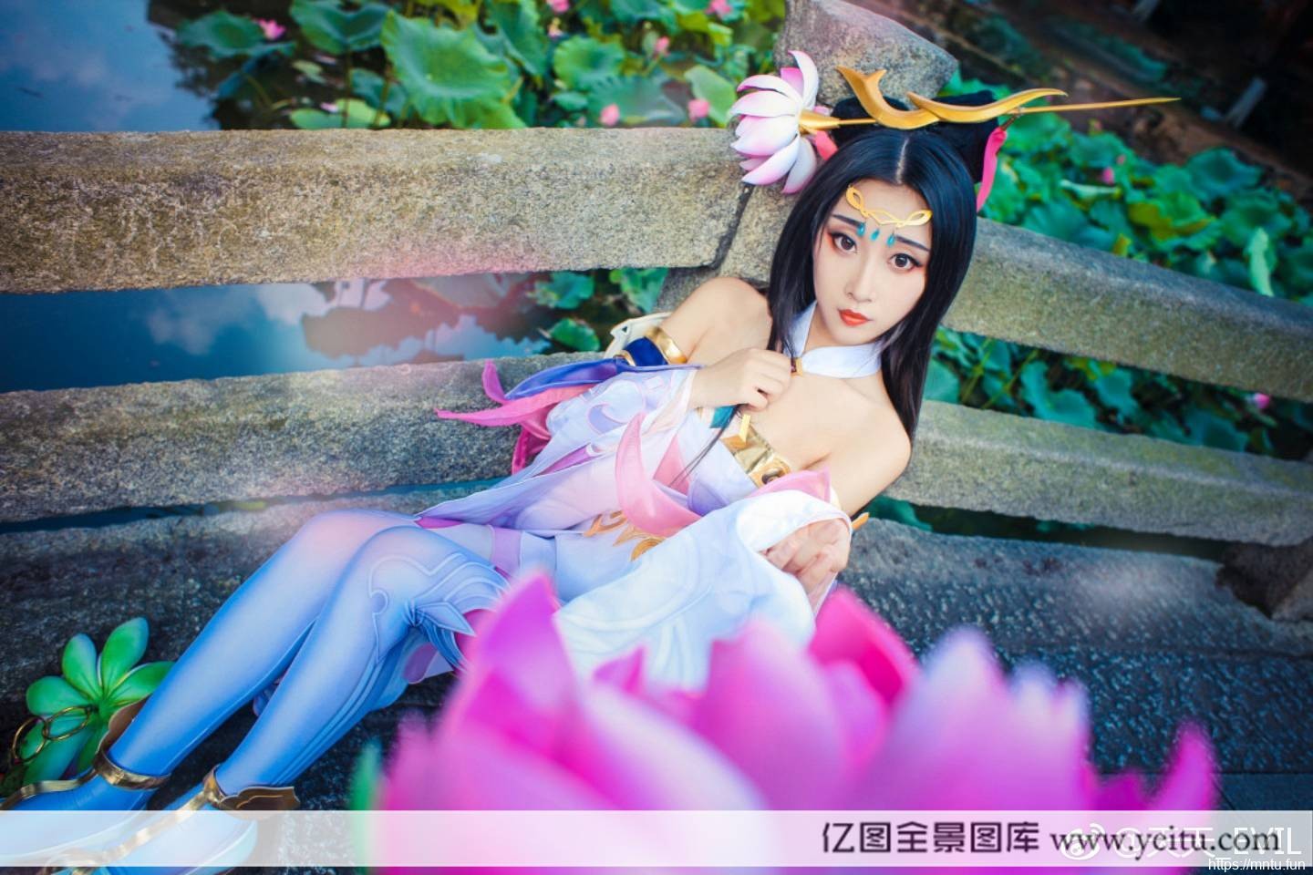 长发妹子天天COSPLAY王者荣耀貂蝉