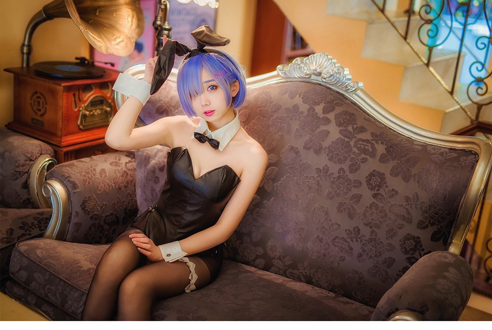 兔女郎cos黑丝美腿人体艺术诱惑写真图片