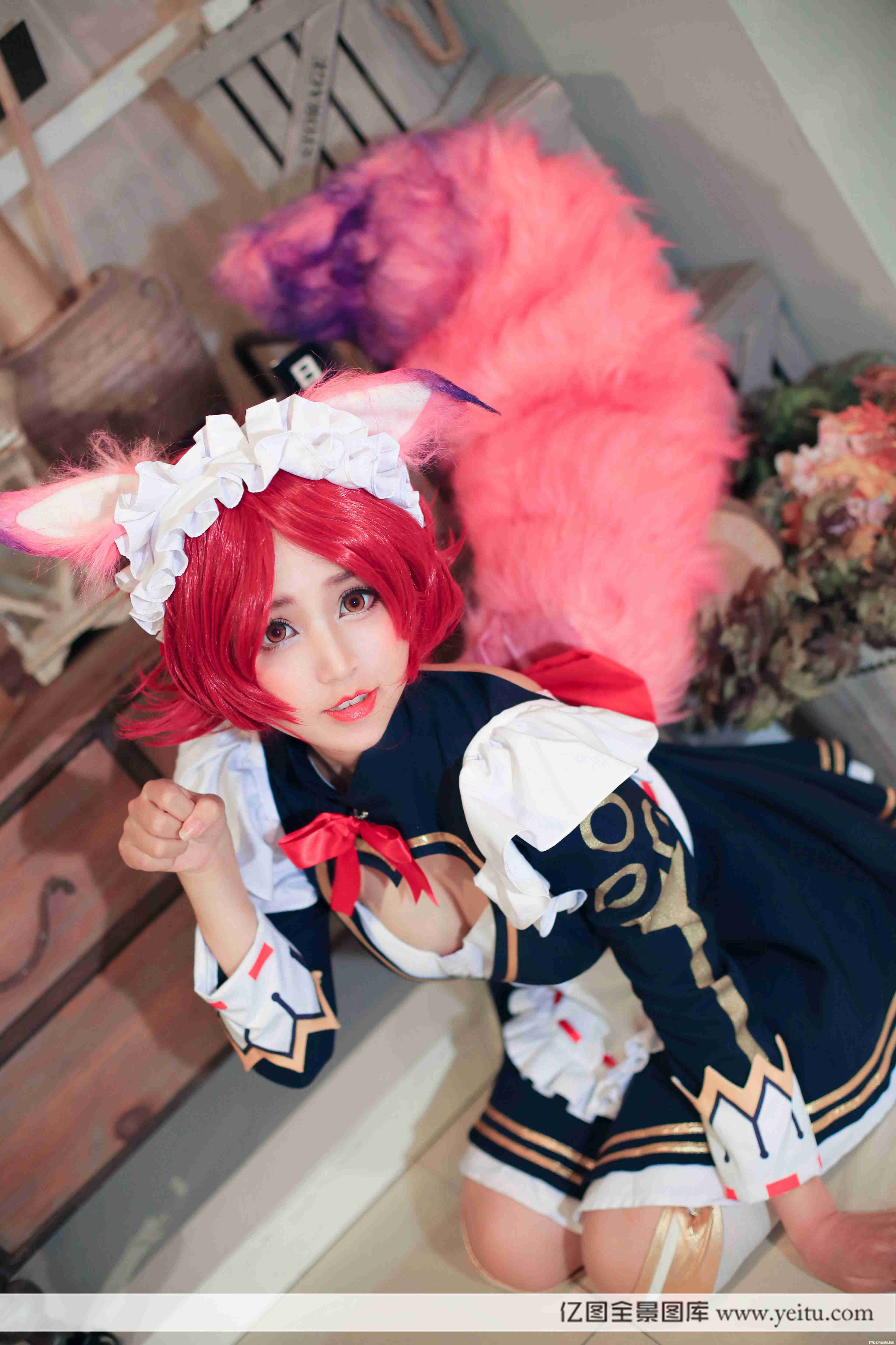 清纯萌妹子觉棠COS王者荣耀女仆咖啡妲己