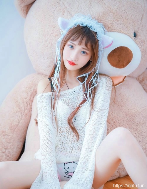 清纯性感萝莉MM美女大胆cos诱惑迷人私房照