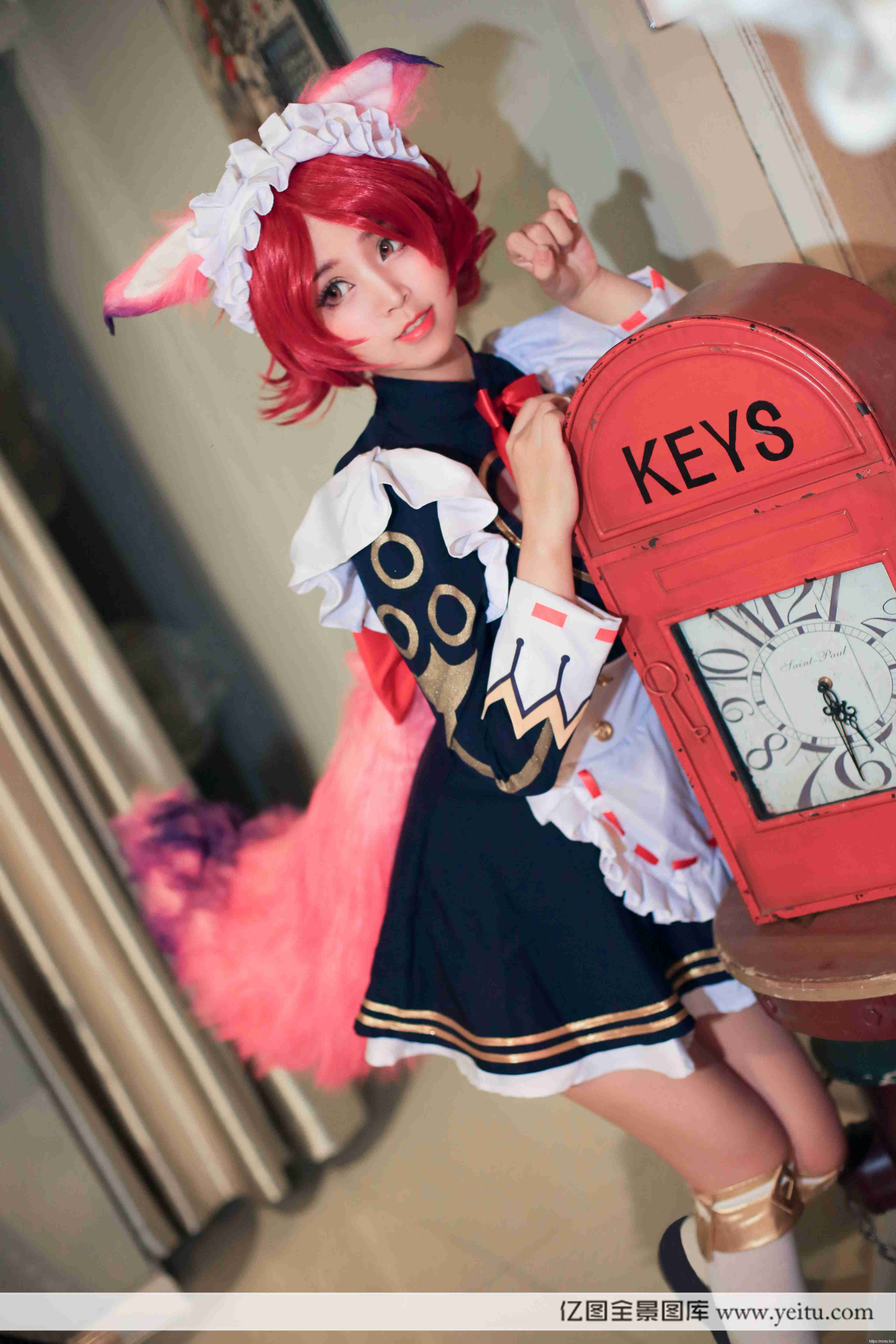 清纯萌妹子觉棠COS王者荣耀女仆咖啡妲己