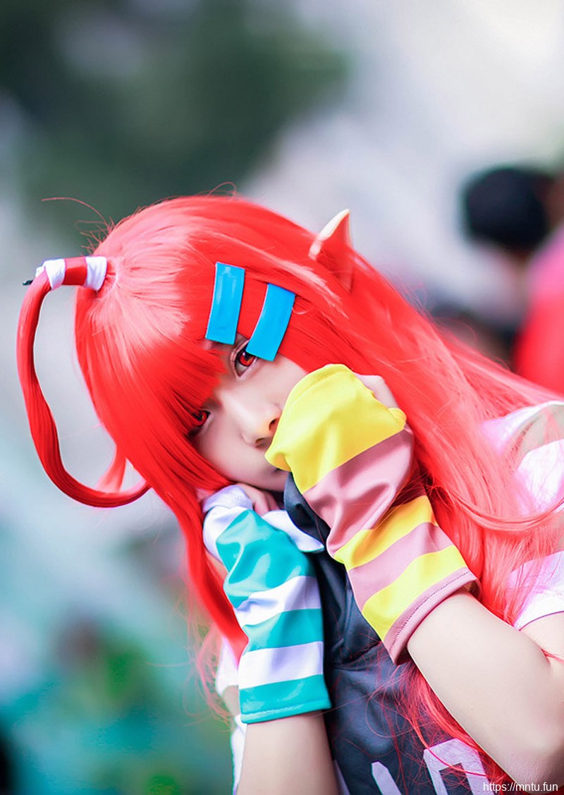 萝莉美少女Cosplay凯莉个性街拍高清图片