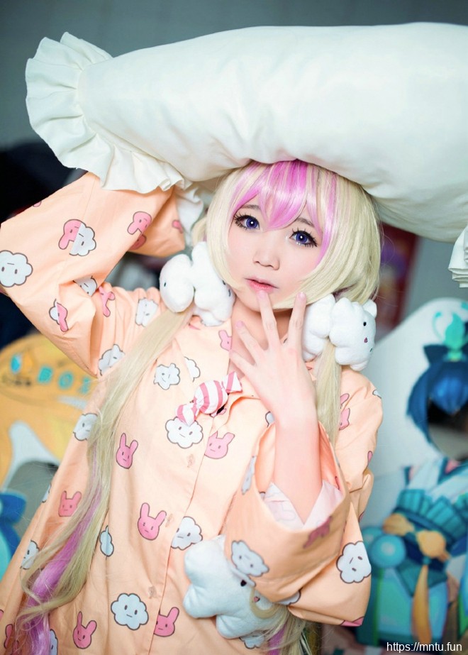 2017ChinaJoy魔法少女育成计划火辣娇媚写真