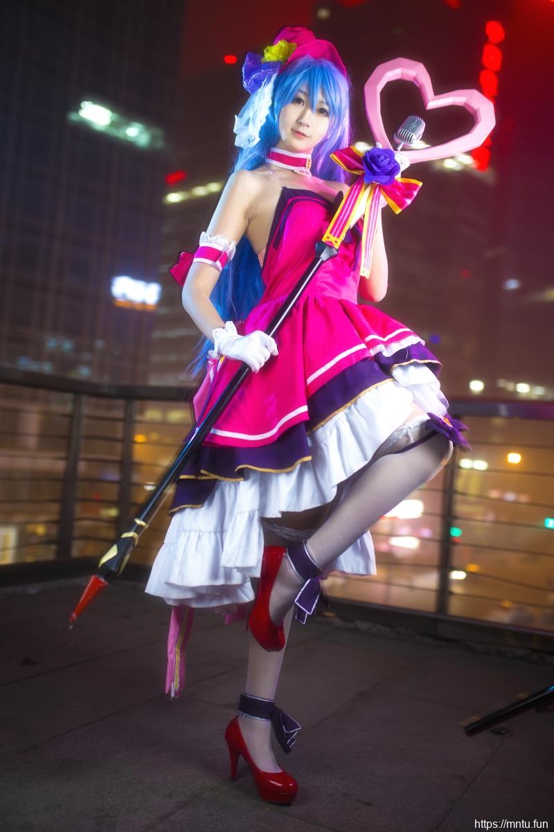 性感美女总裁叶宝宝COSPLAY王者荣耀王昭君