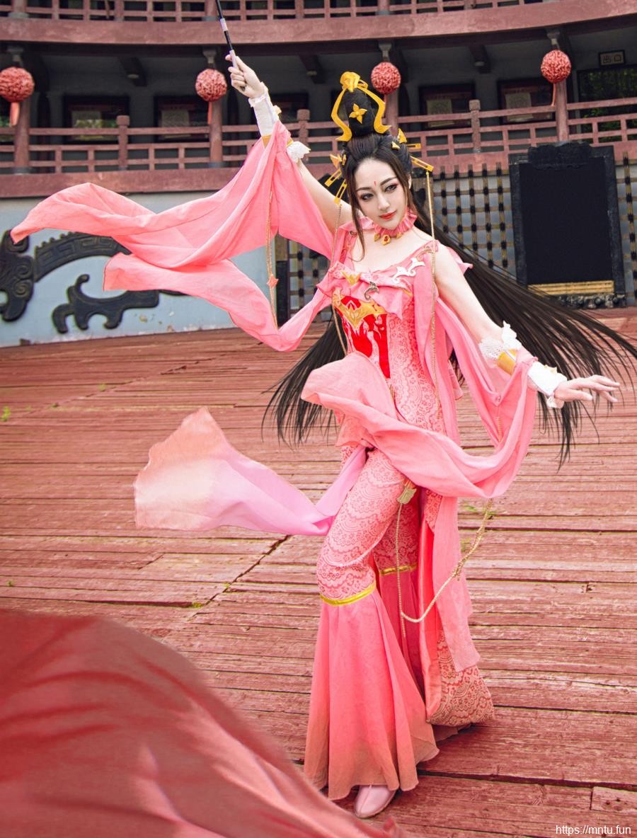 绝色少女阿佐COSPLAY剑侠情缘叁七秀