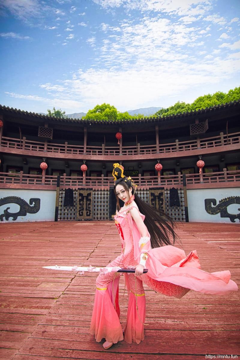 绝色少女阿佐COSPLAY剑侠情缘叁七秀