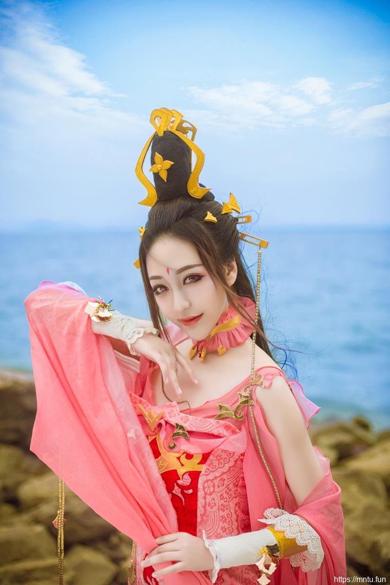 绝色少女阿佐COSPLAY剑侠情缘叁七秀