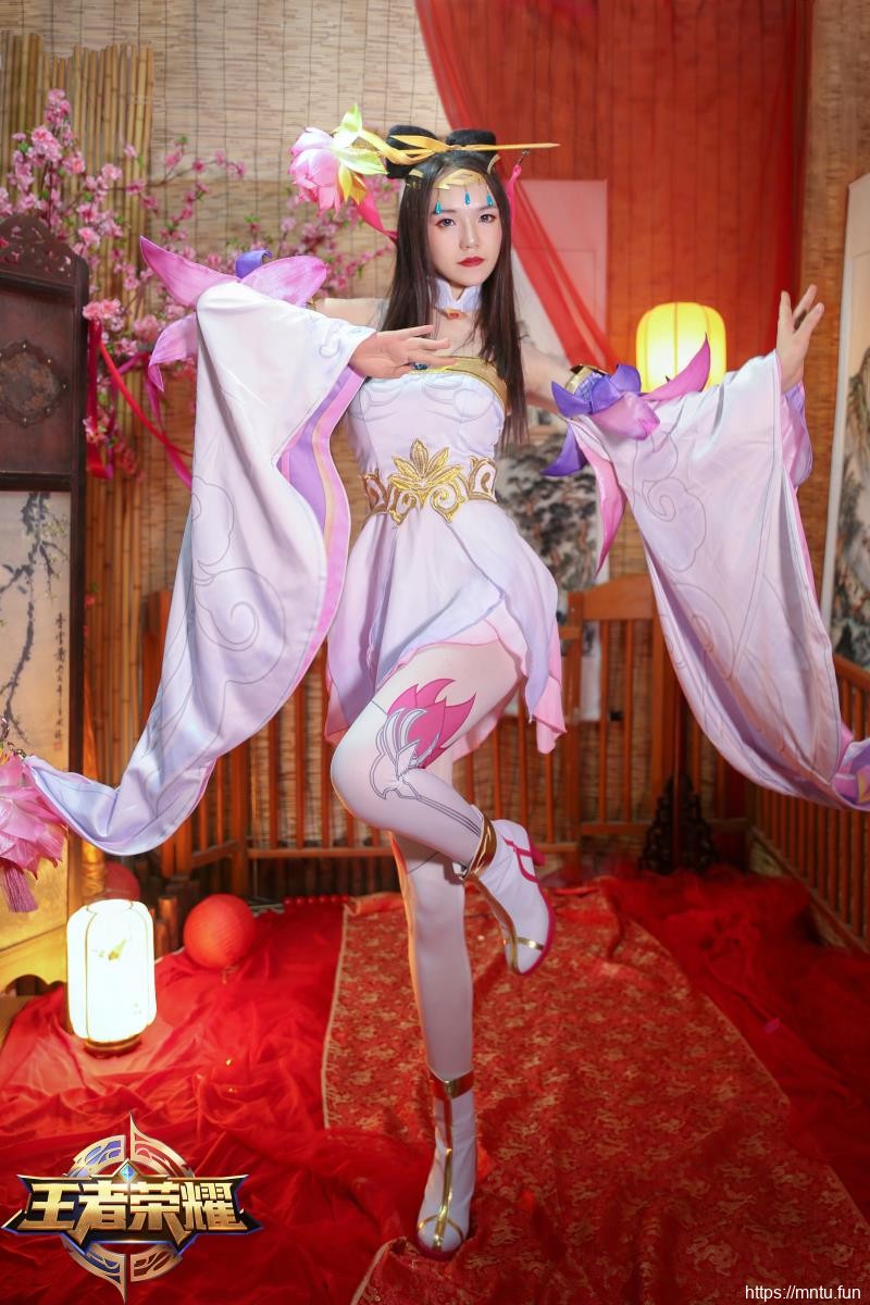 性感美女Jessica小注COS王者荣耀貂蝉绝世舞姬