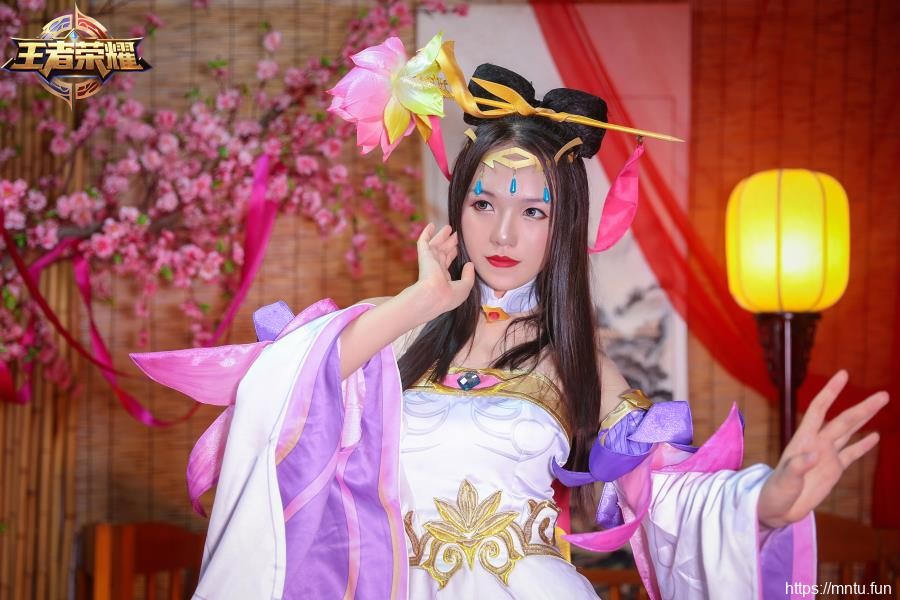 性感美女Jessica小注COS王者荣耀貂蝉绝世舞姬