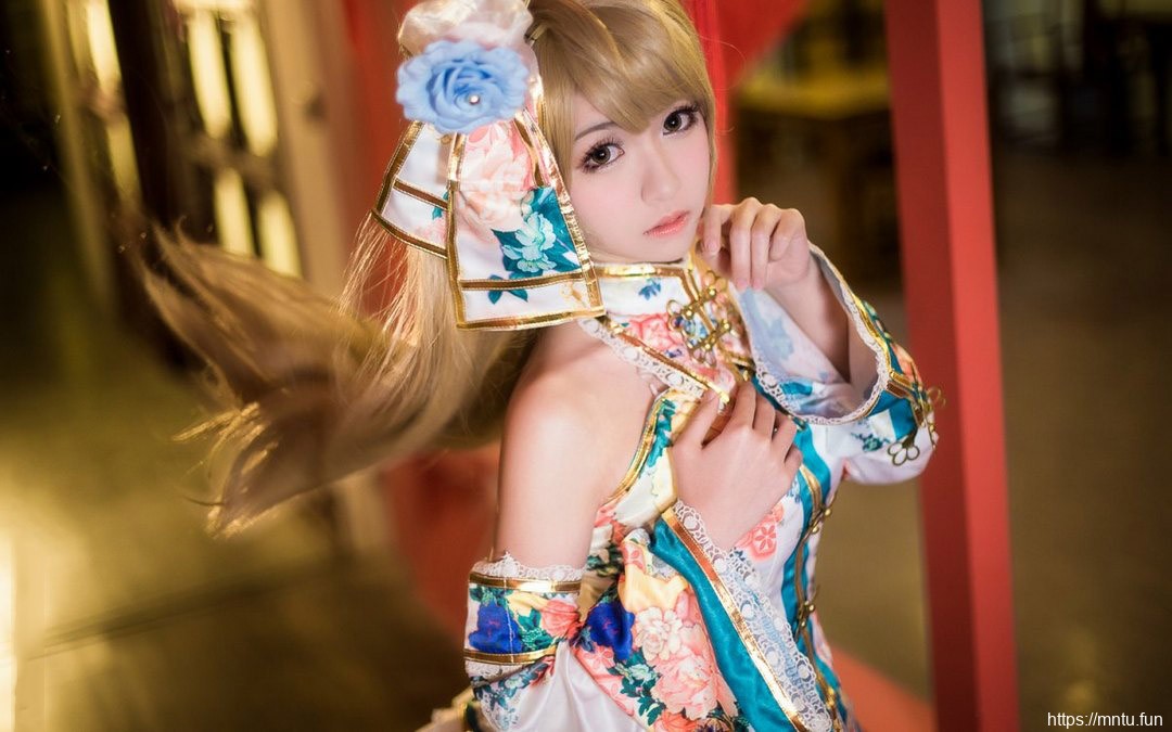 可爱萝莉cosplay南小鸟美女福利图片