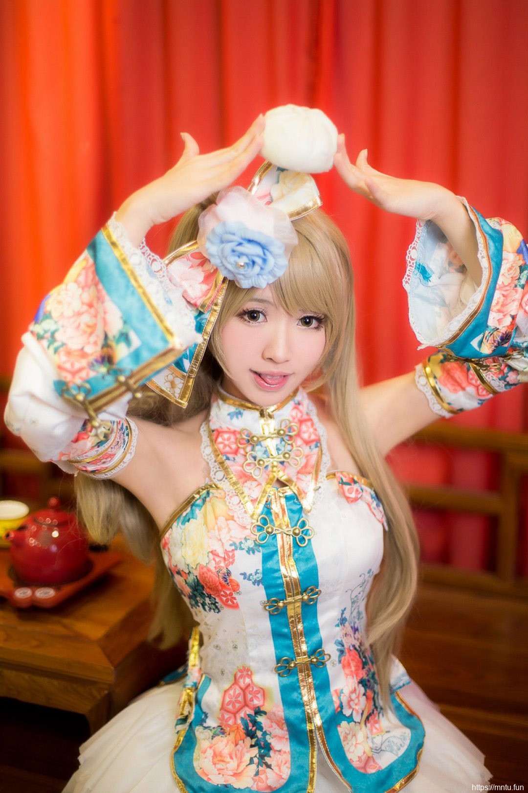 可爱萝莉cosplay南小鸟美女福利图片