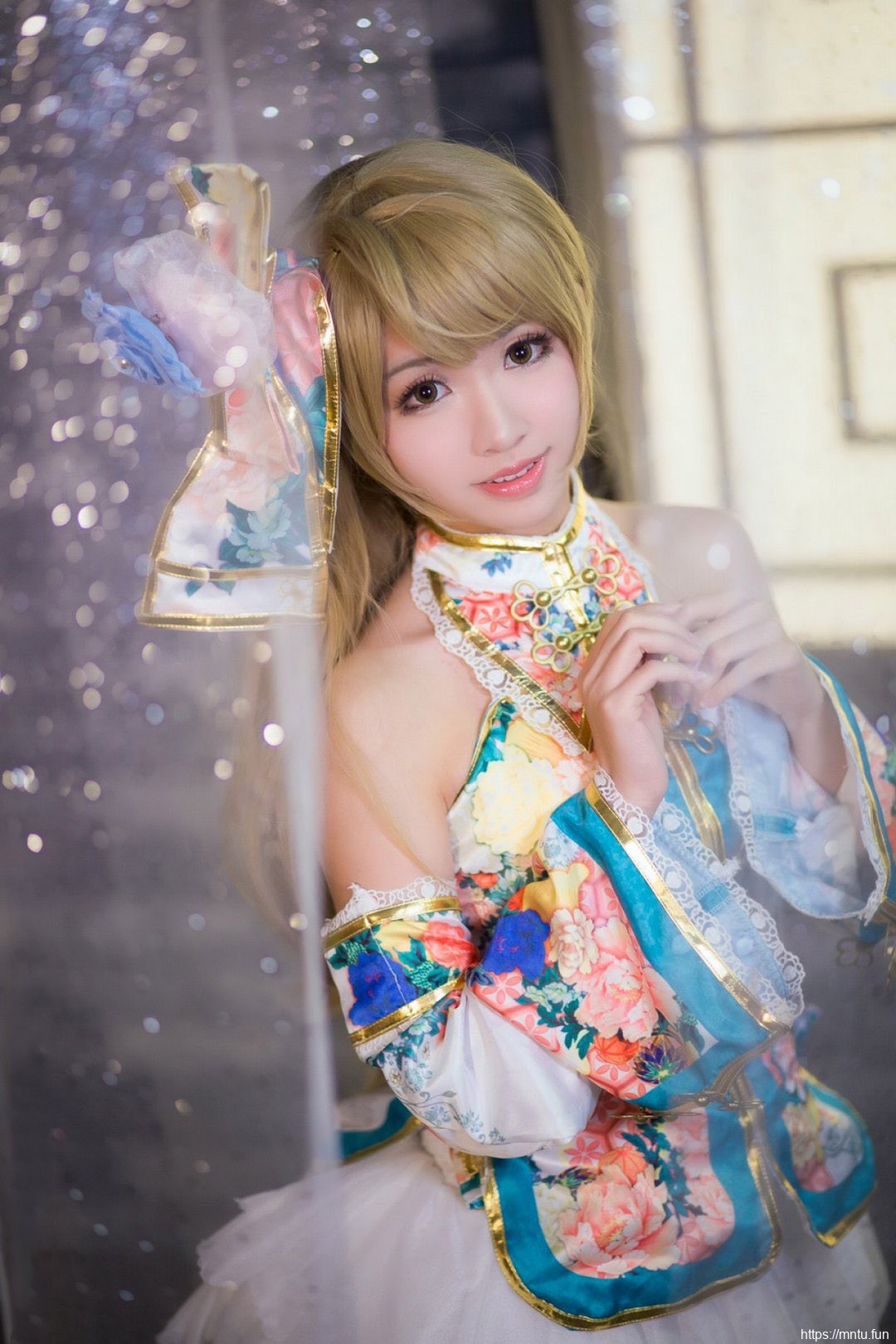 可爱萝莉cosplay南小鸟美女福利图片